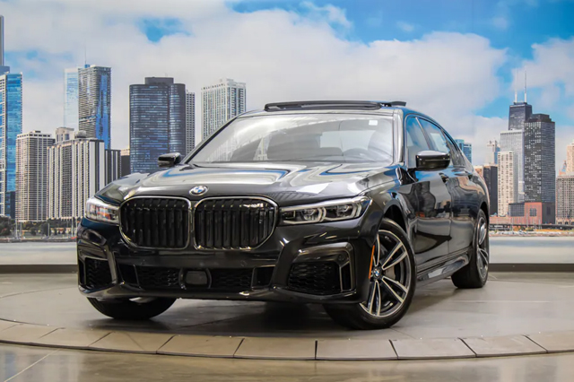2022 BMW 750i xDrive Sedan