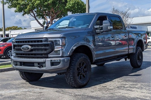 2022 Ford F-250SD Lariat