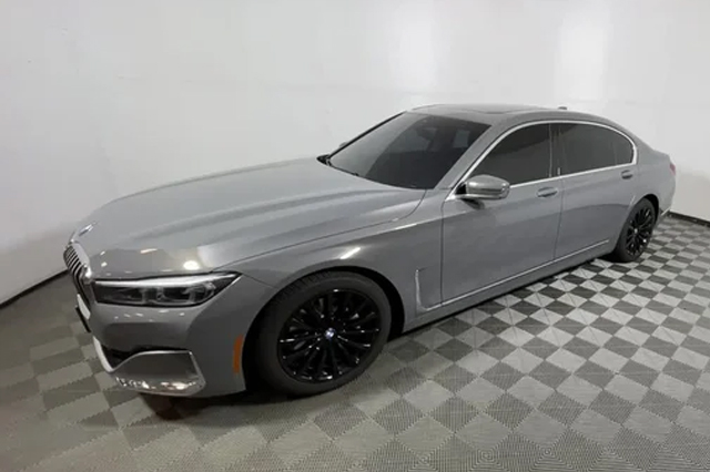 2022 BMW 7 Series 740i xDrive Sedan