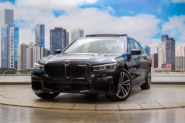 2022 BMW 740i xDrive Sedan