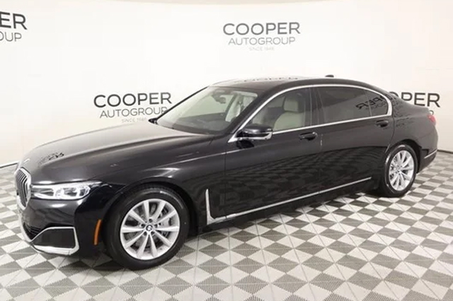 2022 BMW 750i xDrive