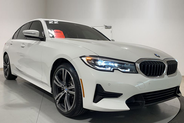 2022 BMW 3 Series 330i Sedan