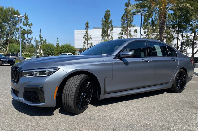 2022 BMW 750i xDrive Sedan
