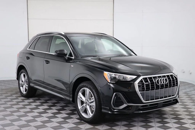 2022 Audi Q3