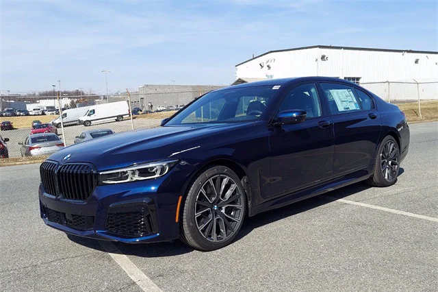 2022 BMW 7 Series 740i xDrive Sedan