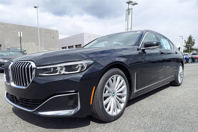 2022 BMW 7 Series 740i xDrive Sedan