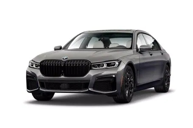 2022 BMW 740i Sedan