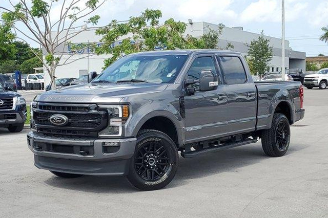2022 Ford Super Duty F-350 SRW XL 4WD Crew Cab 6.75' Box