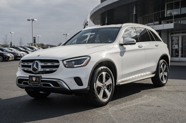 2022 Mercedes-Benz GLC 300 AWD 4MATICВ