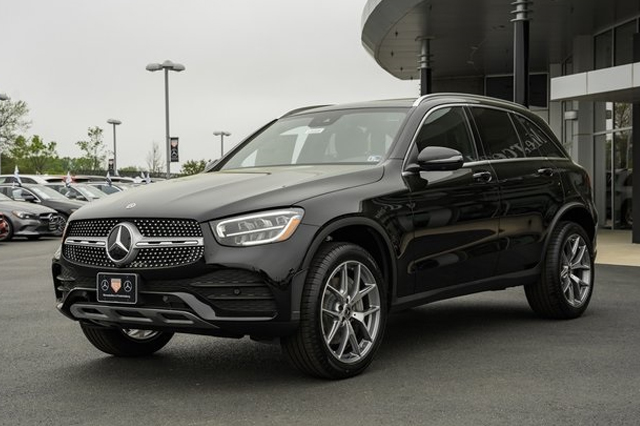 2022 Mercedes-Benz GLC 300 AWD 4MATICВ