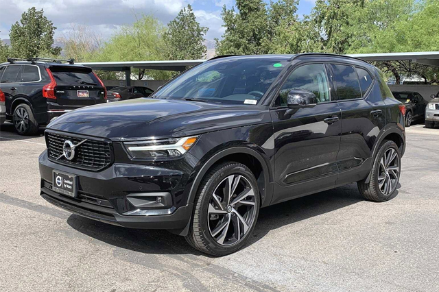 2022 Volvo XC40 T5 AWD R-Design SUV
