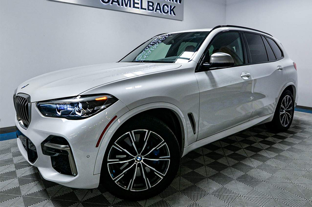 2022 BMW X5 M50i