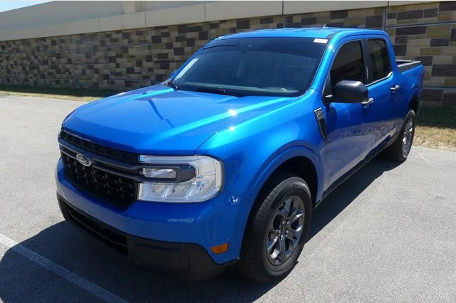 2022 Ford Maverick XLT Truck