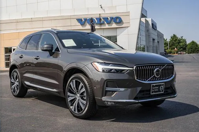 2022 Volvo XC60 B6 Inscription SUV