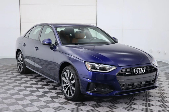 2022 Audi A4 Premium Plus 40 TFSI quattro Sedan