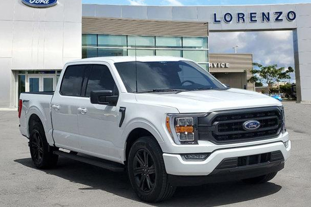2022 FORD F-150 XLT 2WD SuperCrew 5.5' Box