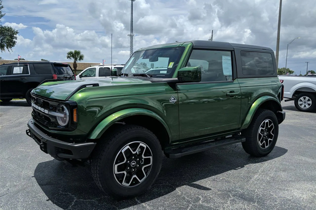2022 Ford Bronco Outer Banks Advanced 4x4 6