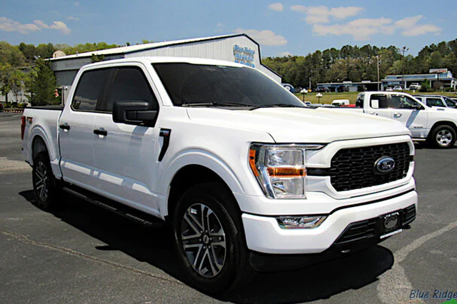 2022 Ford F-150 XL 4WD Supercrew 5.5 Box STX 5.0L V8 Truck Regular Unleaded V8