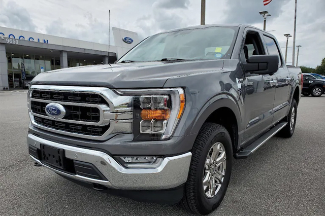 2022 Ford F-150 XLT Truck SuperCrew Cab Regular Unleaded V6 EcoBoost