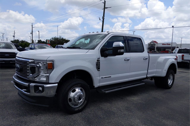2022 Ford F-350 Crew 4WD DRW XLT Truck Crew Cab V-8 cyl