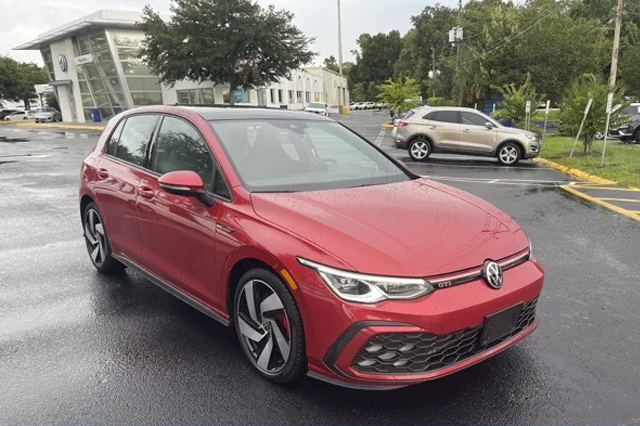 2022 Volkswagen Golf GTI 2.0T SE