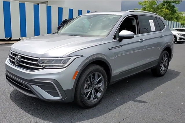 2022 Volkswagen Tiguan 2.0T SE FWD