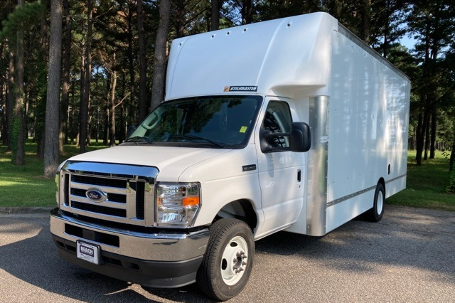 2022 Ford E-450SD Base DRW