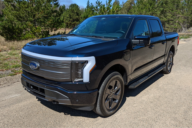 2022 Ford F-150 Lightning Lariat