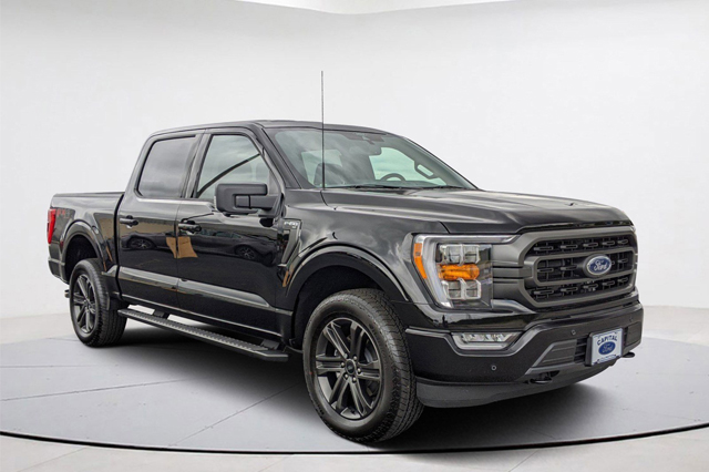 2022 Ford F-150 Truck SuperCrew Cab V-8 cyl