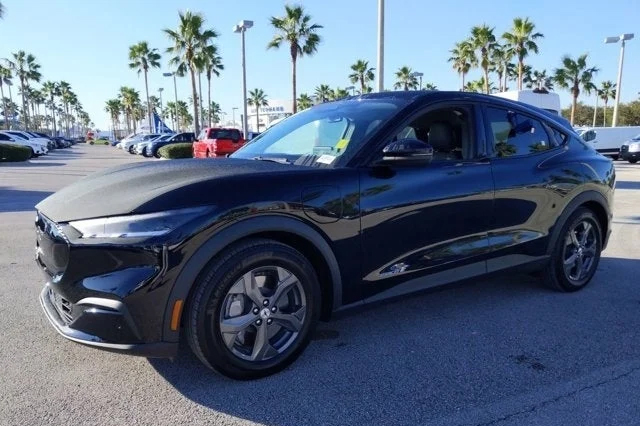 2022 Ford Mustang Mach-E Select