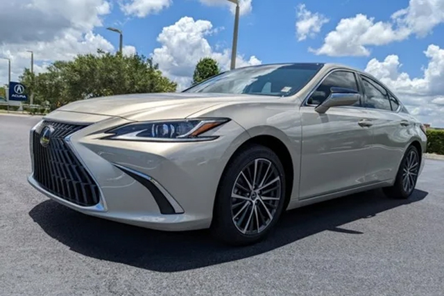 2022 LEXUS ES 350