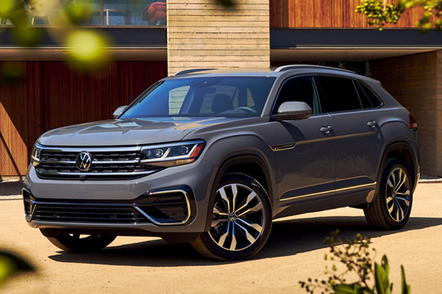 2022 Volkswagen Atlas Cross Sport 3.6L V6 SEL With Navigation & AWD