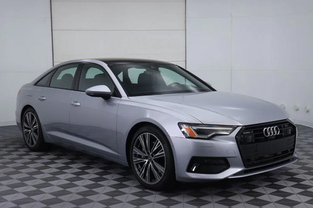 2022 Audi A6 Premium Plus 45 TFSI quattro Sedan
