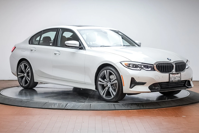 2022 BMW 3 Series 330i Sedan