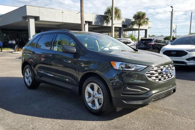 2022 Ford Edge SE AWD