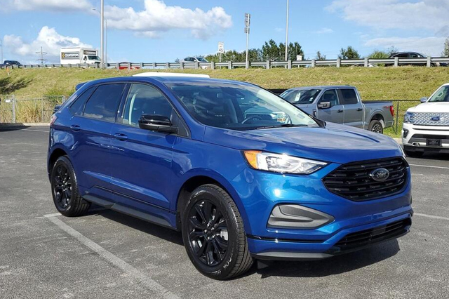 2022 Ford Edge SE AWD