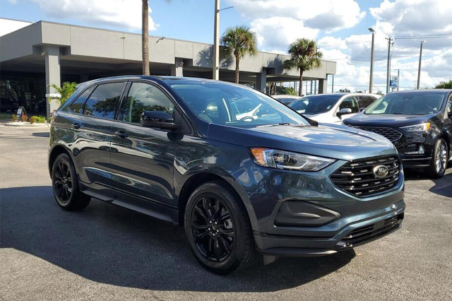 2022 Ford Edge SE AWD