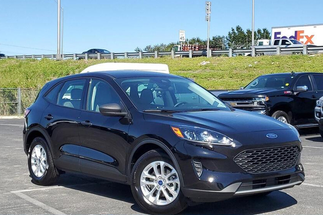 2022 Ford Escape S FWD