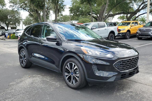 2022 Ford Escape SE FWD