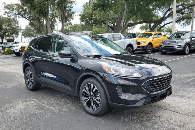 2022 Ford Escape SE FWD