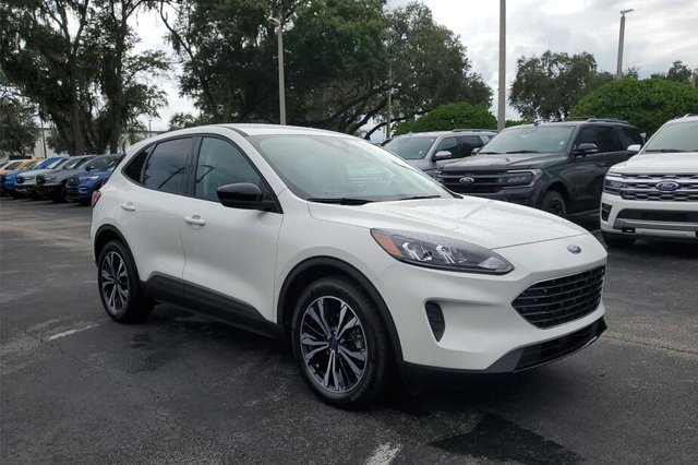 2022 Ford Escape SE FWD