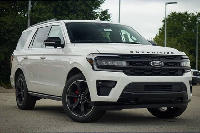 2022 Ford Expedition Max Limited Stealth Edition