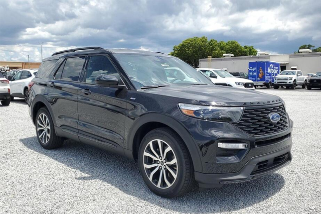 2022 Ford Explorer ST-Line