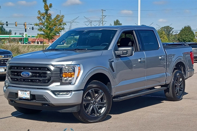 2022 Ford F-150 Truck SuperCrew Cab V-8 cyl XLT