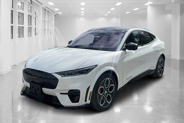 2022 Ford Mustang Mach-E GT