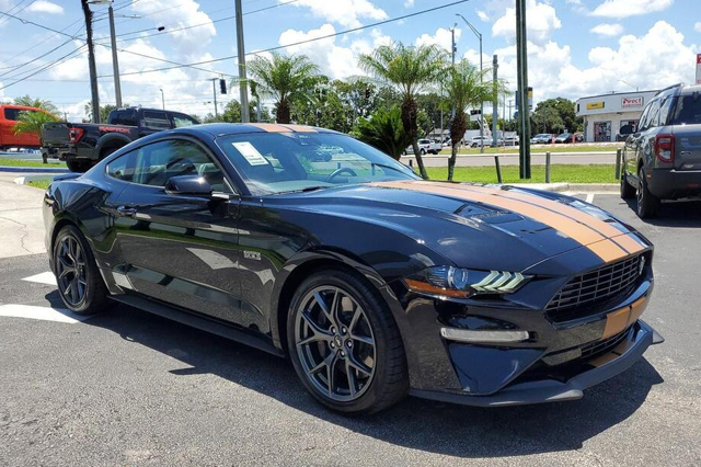 2022 Ford Mustang PERFORMANCE PACKAGE