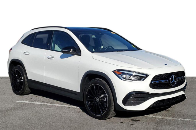2022 Mercedes-Benz GLA 250 With Navigation