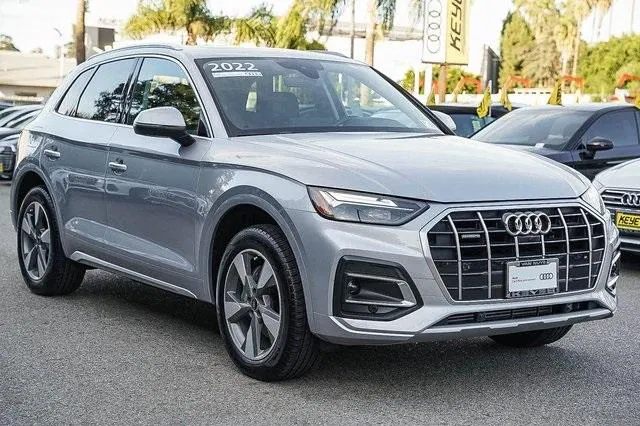2022 Audi Q5 Premium Plus 40 Tfsi Quattro SUV
