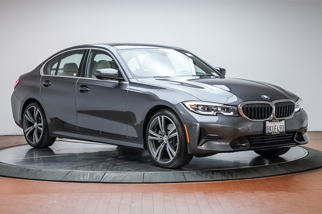 2022 BMW 3 Series 330i Sedan