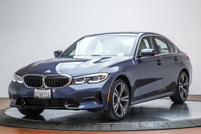 2022 BMW 3 Series 330i Sedan